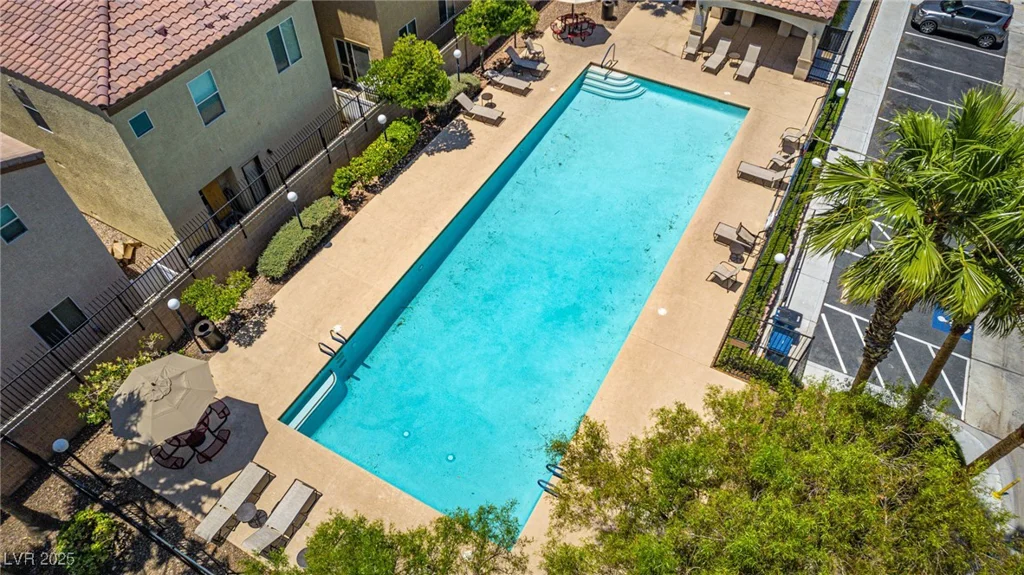 7694 Hampton Park, Las Vegas, NV 89113