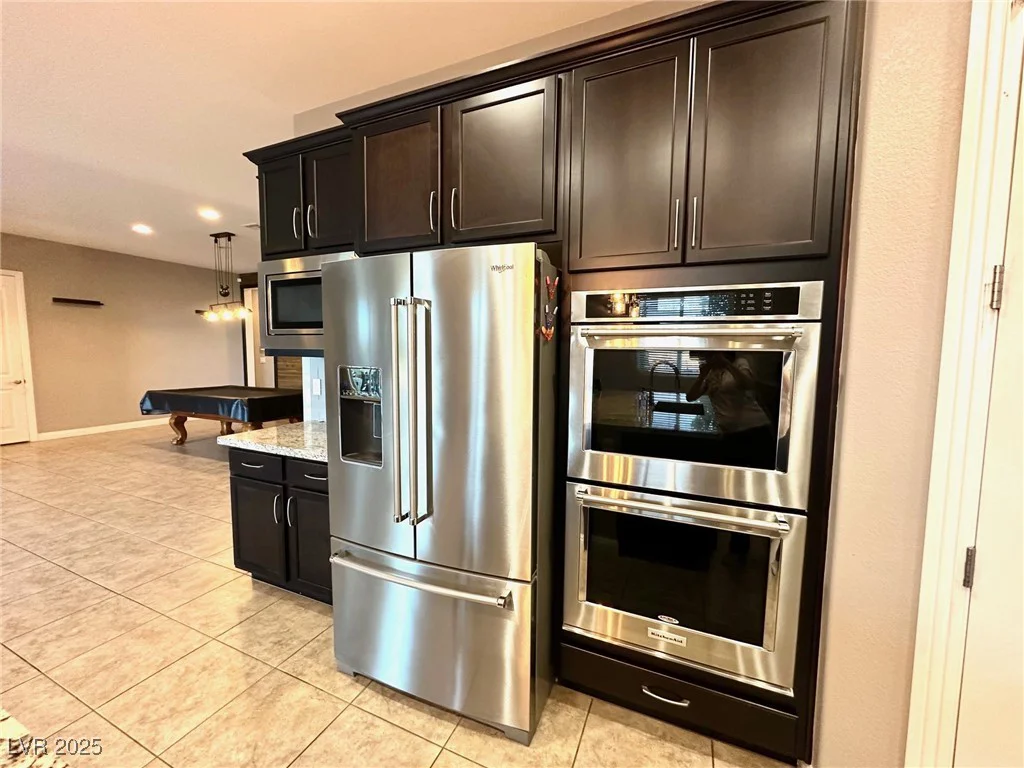 10719 Hammett Park, Las Vegas, NV 89166