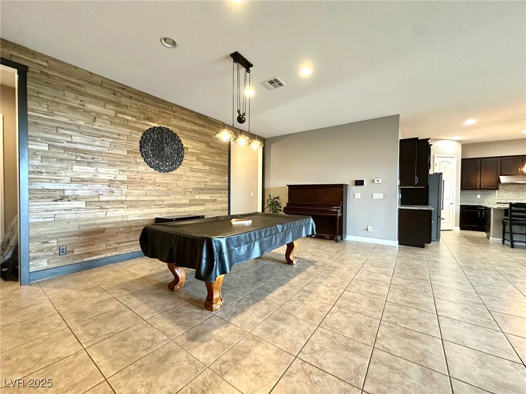 10719 Hammett Park, Las Vegas, NV 89166