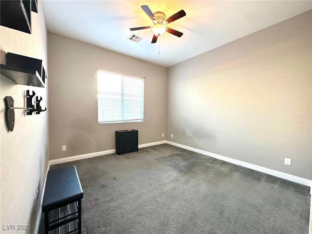 10719 Hammett Park, Las Vegas, NV 89166