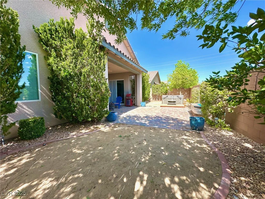 10719 Hammett Park, Las Vegas, NV 89166