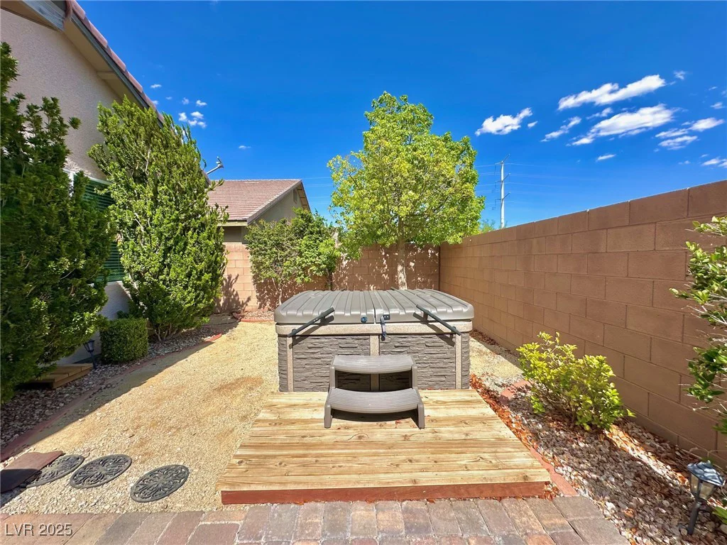 10719 Hammett Park, Las Vegas, NV 89166