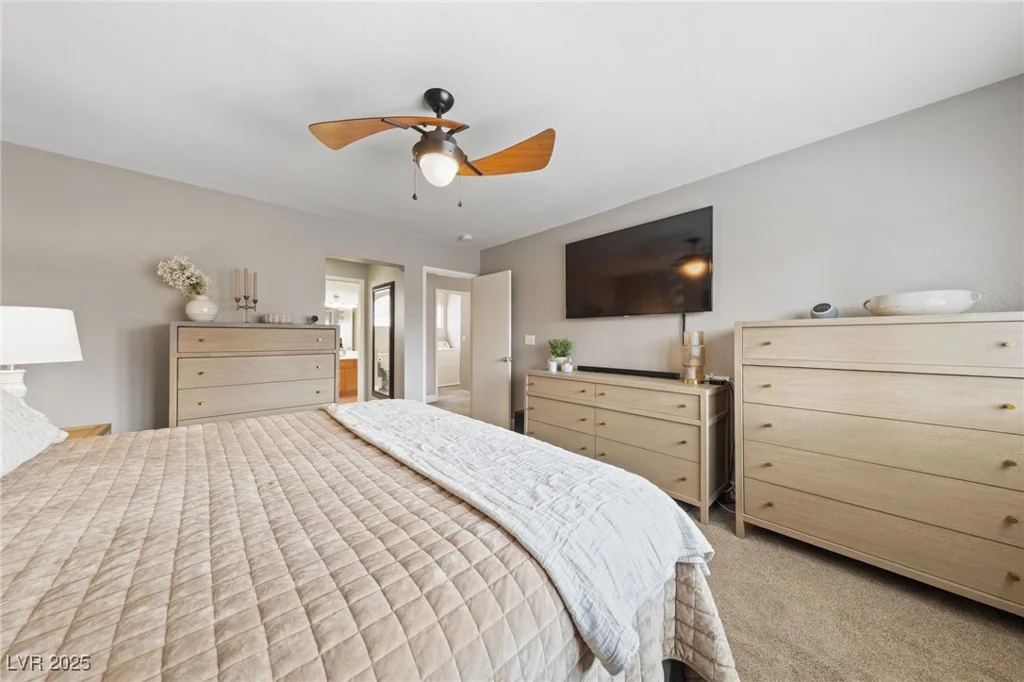 8780 Autumn Wreath, Las Vegas, NV 89129