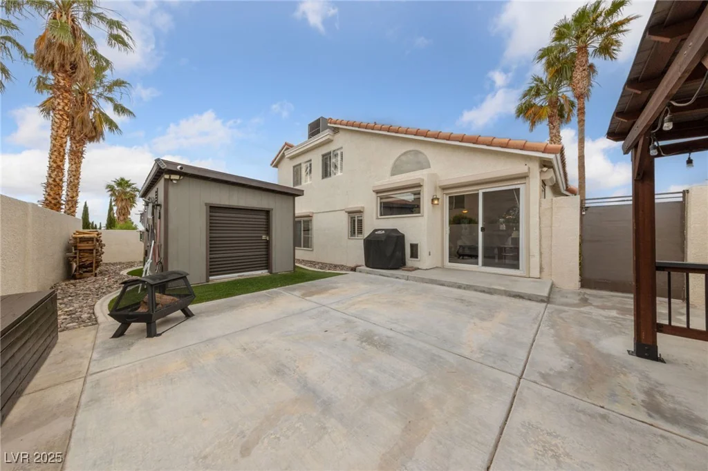8780 Autumn Wreath, Las Vegas, NV 89129