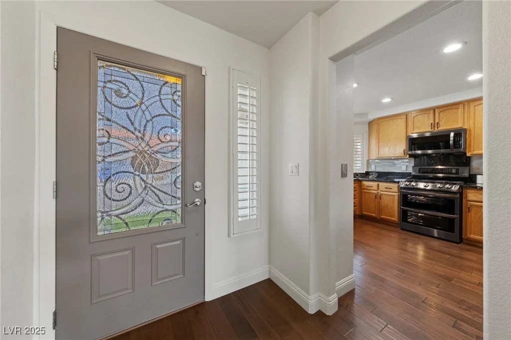 8780 Autumn Wreath, Las Vegas, NV 89129