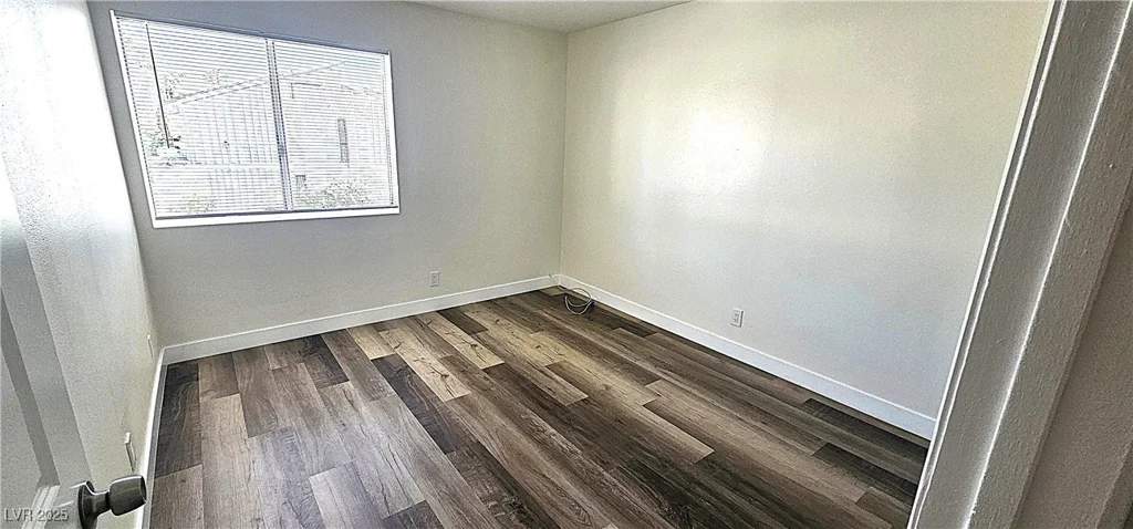 708 Fernwood, Las Vegas, NV 89169