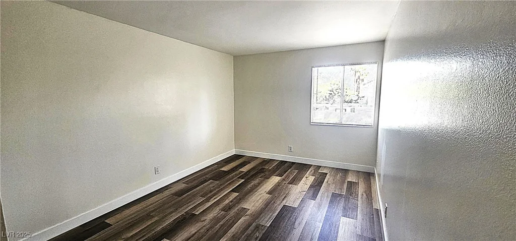 708 Fernwood, Las Vegas, NV 89169