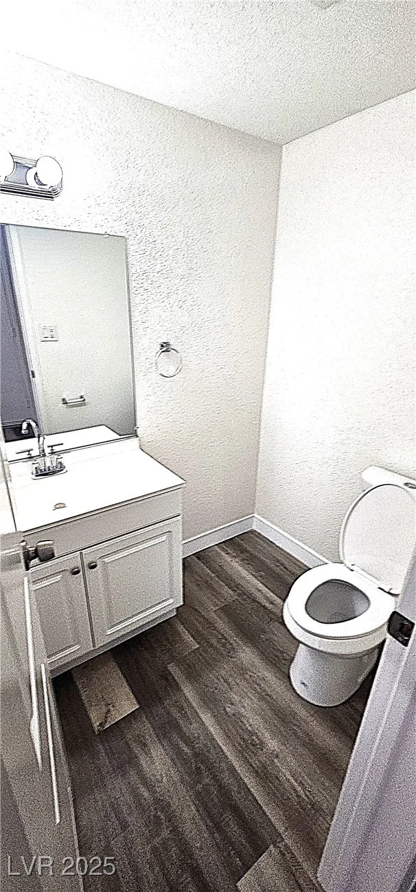 708 Fernwood, Las Vegas, NV 89169