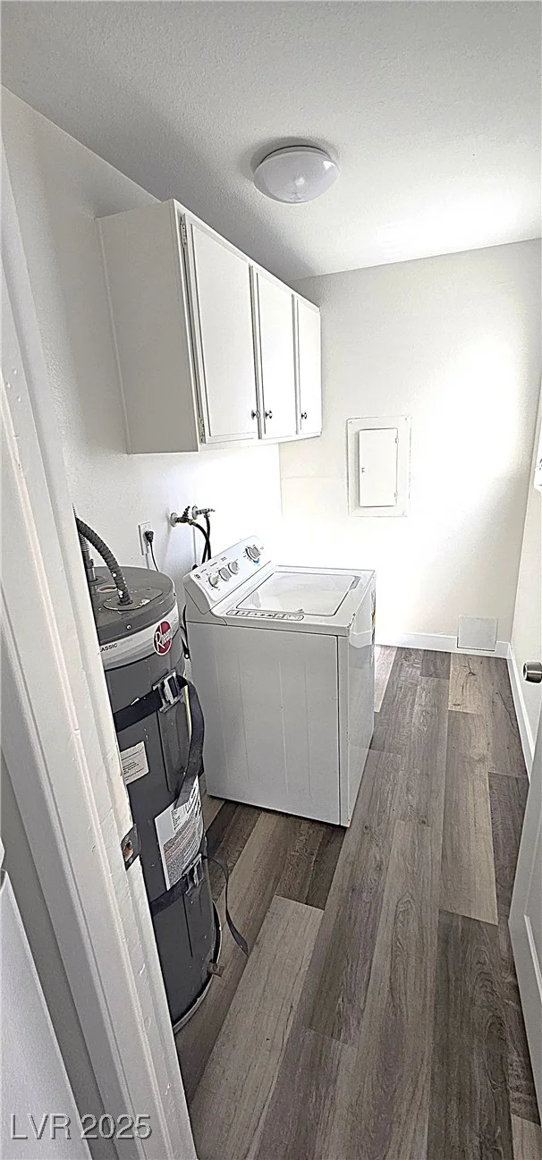 708 Fernwood, Las Vegas, NV 89169