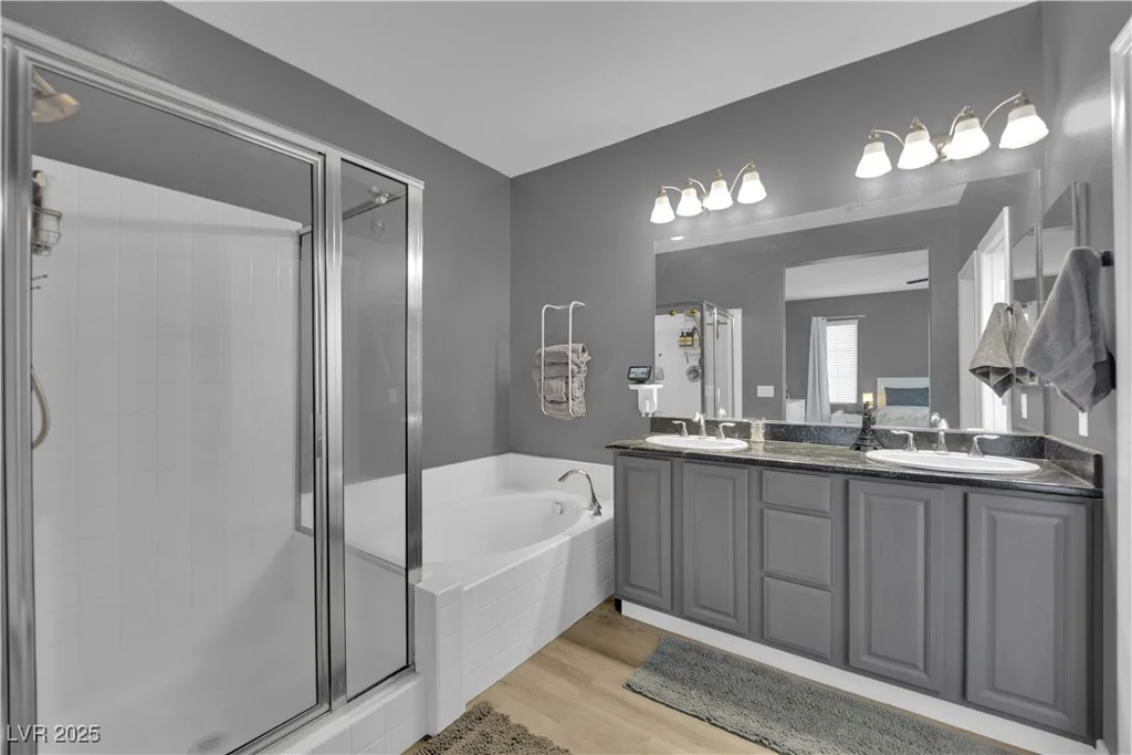 765 Crimson Peak, Henderson, NV 89011