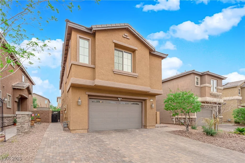 765 Crimson Peak, Henderson, NV 89011