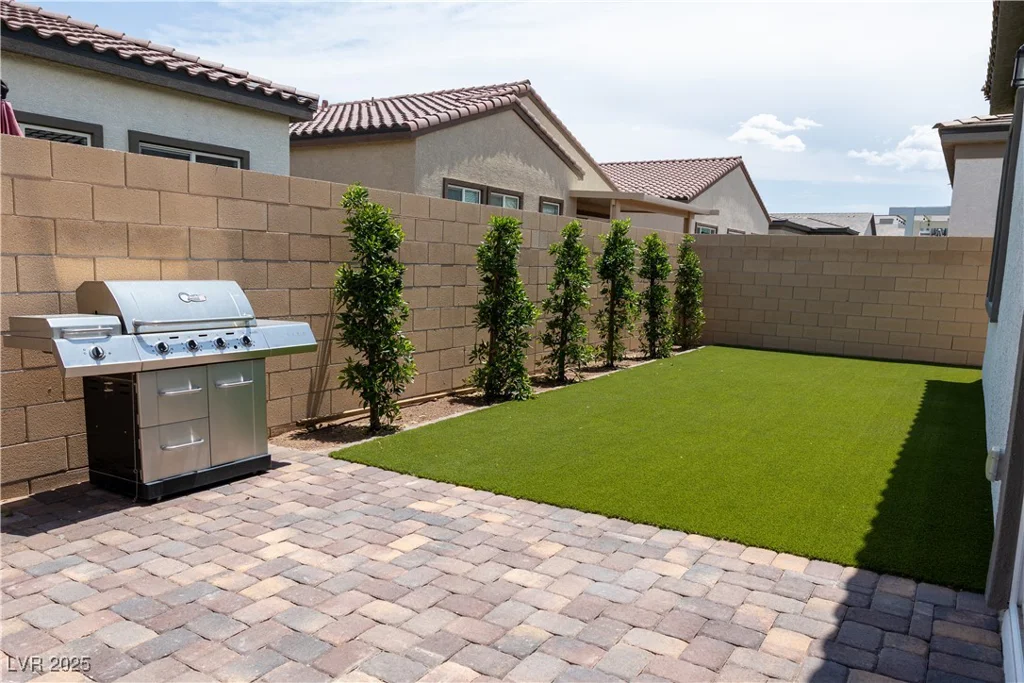 862 Silverton Springs, Henderson, NV 89011
