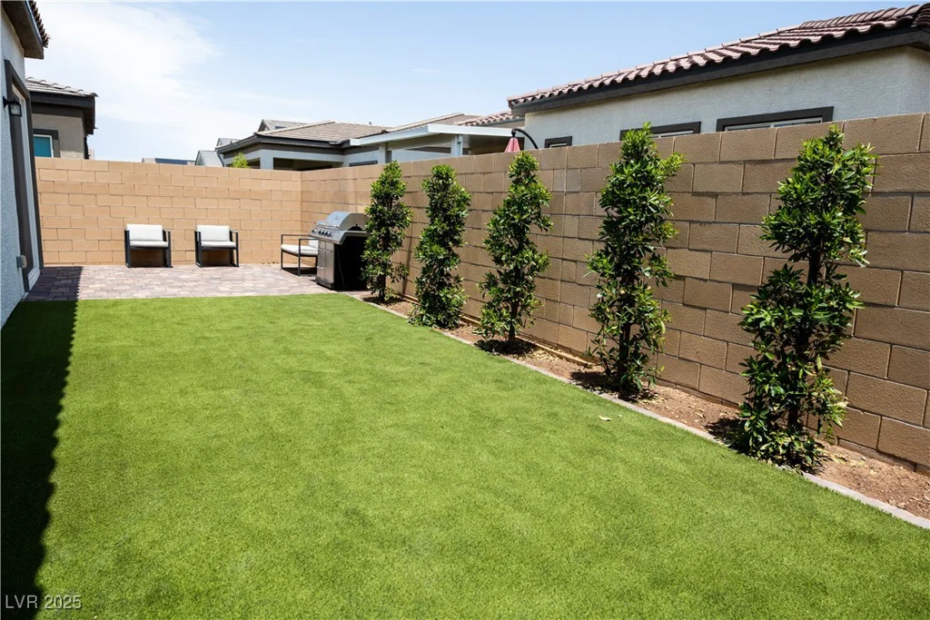 862 Silverton Springs, Henderson, NV 89011