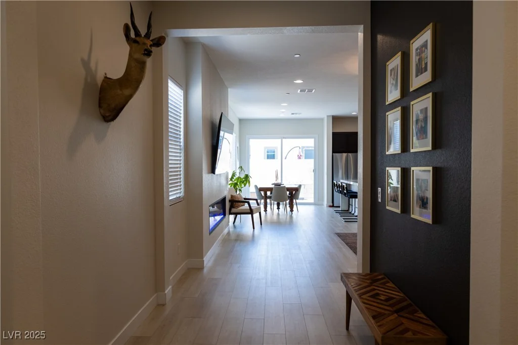 862 Silverton Springs, Henderson, NV 89011