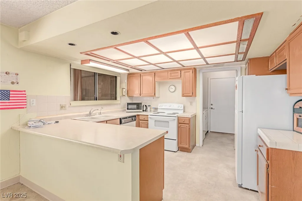 1513 Brocado, Las Vegas, NV 89117
