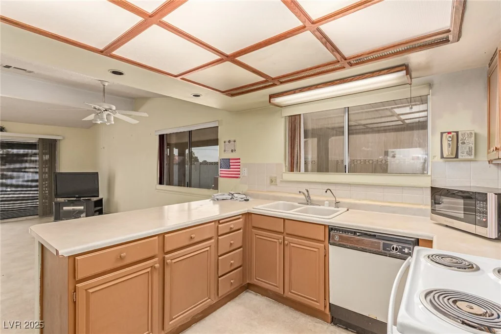 1513 Brocado, Las Vegas, NV 89117