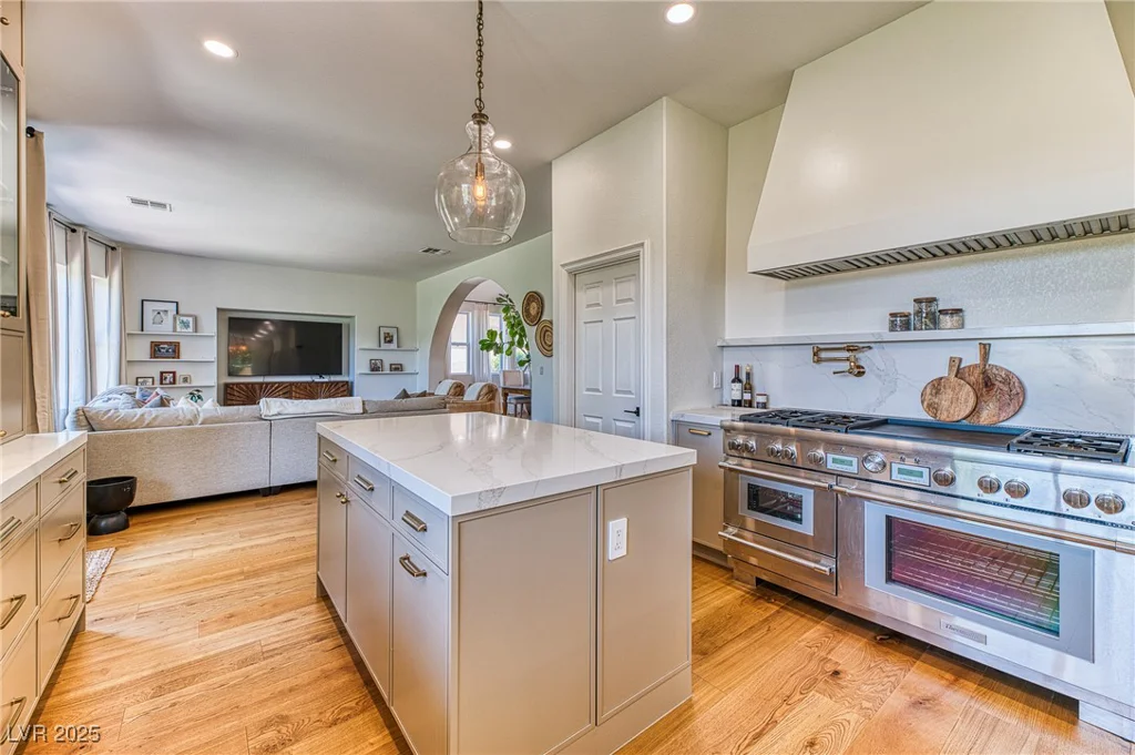 1235 Panini, Henderson, NV 89052