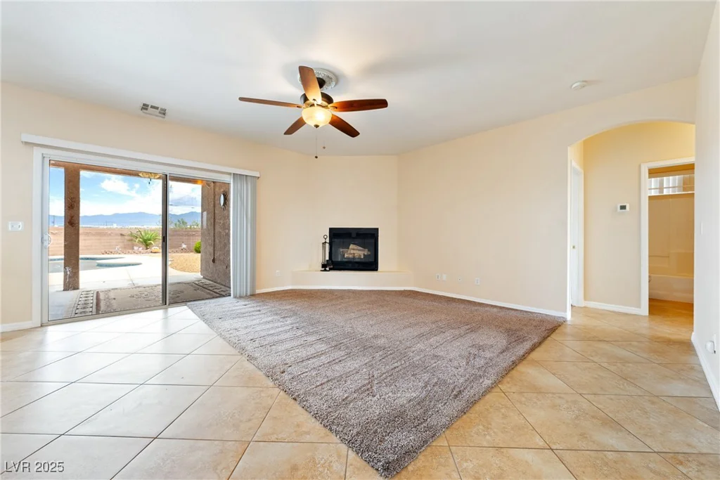 2020 Omaha, Pahrump, NV 89048