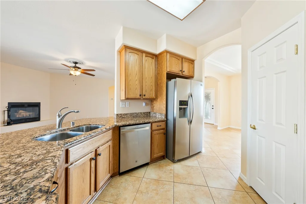 2020 Omaha, Pahrump, NV 89048