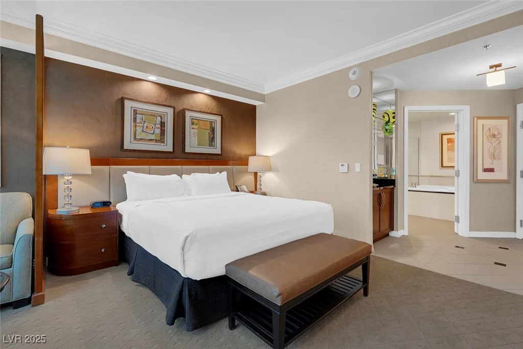125 HARMON, Las Vegas, NV 89109