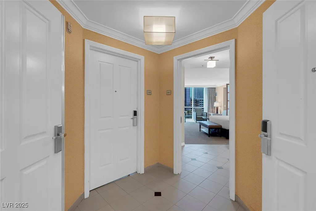 125 HARMON, Las Vegas, NV 89109