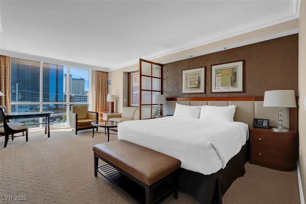 125 HARMON, Las Vegas, NV 89109