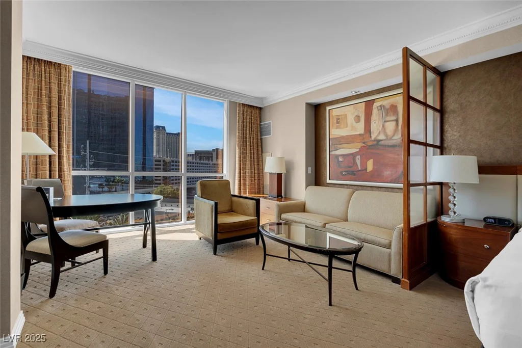 125 HARMON, Las Vegas, NV 89109