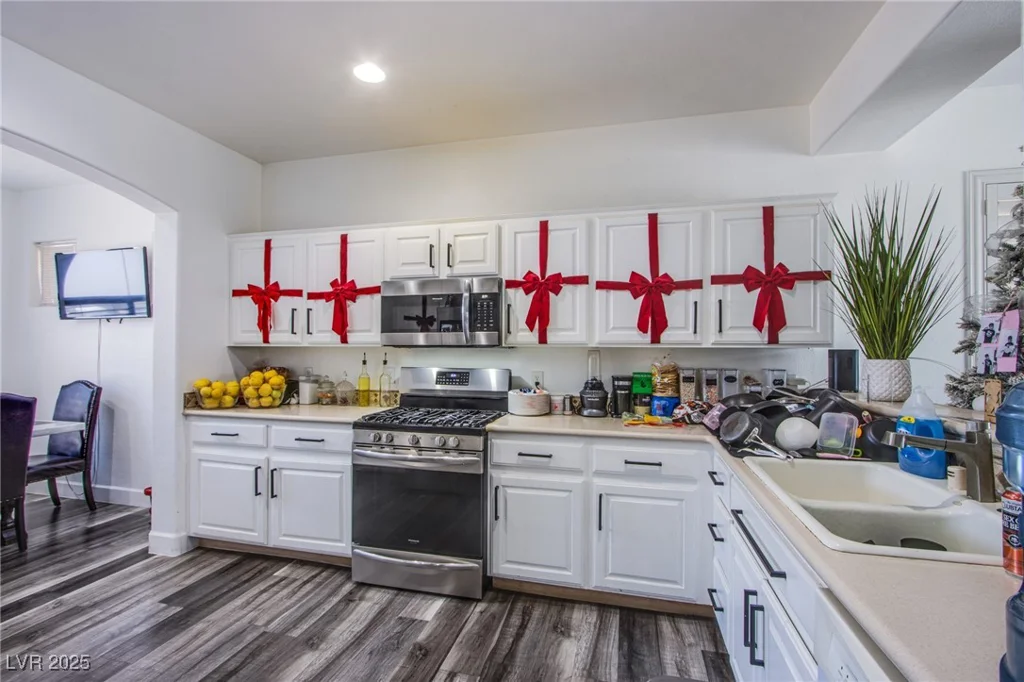 4429 Azure, Las Vegas, NV 89115
