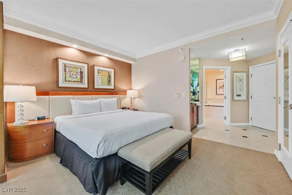 135 Harmon, Las Vegas, NV 89109