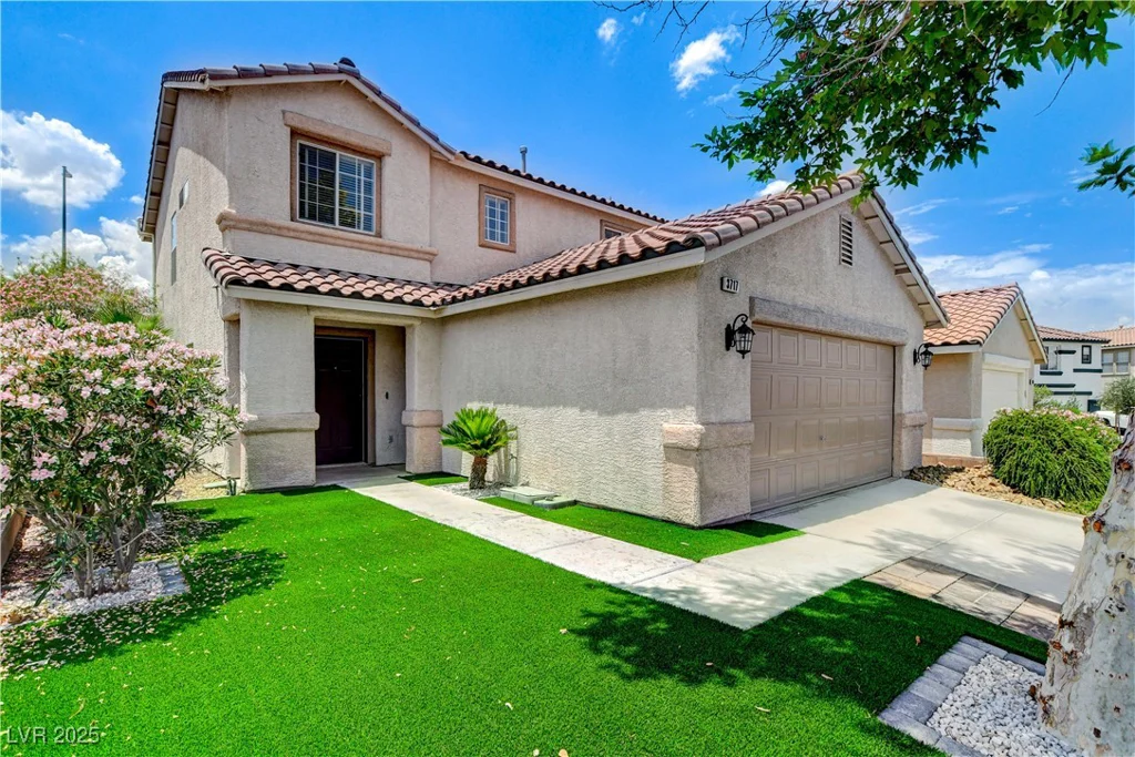 3717 Shanagolden, Las Vegas, NV 89129