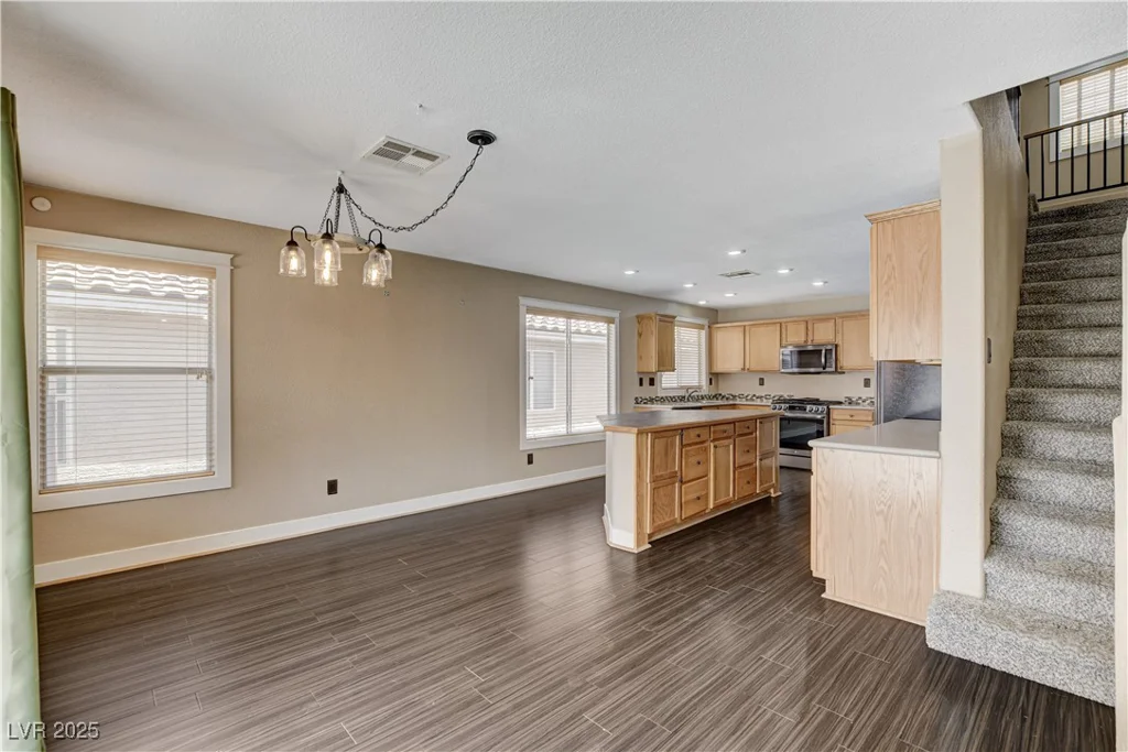 3717 Shanagolden, Las Vegas, NV 89129