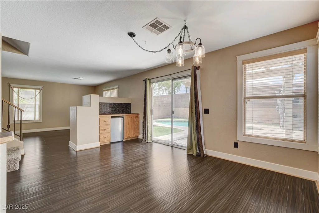 3717 Shanagolden, Las Vegas, NV 89129