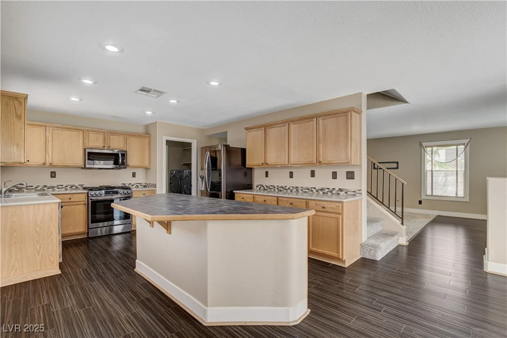 3717 Shanagolden, Las Vegas, NV 89129