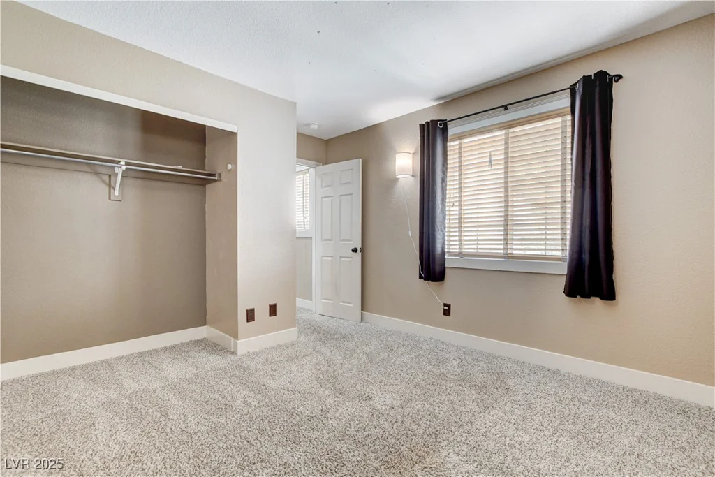 3717 Shanagolden, Las Vegas, NV 89129