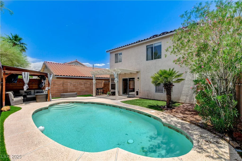 3717 Shanagolden, Las Vegas, NV 89129
