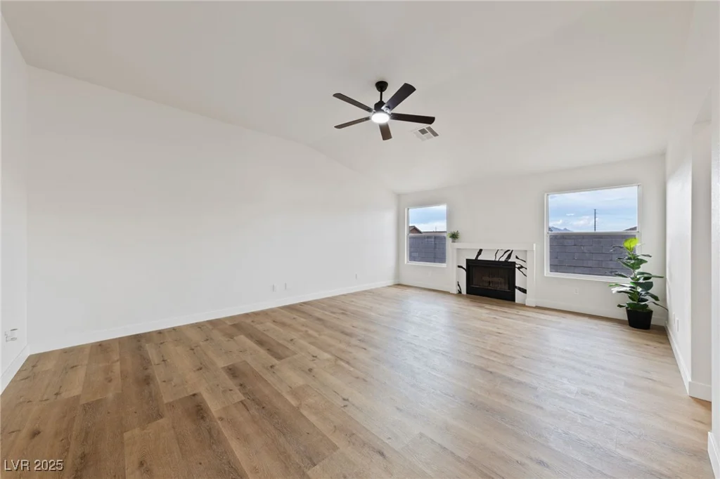 383 Virginia Lake, Henderson, NV 89015