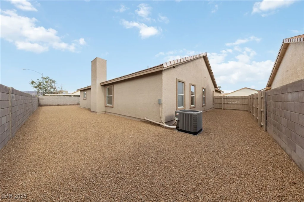 383 Virginia Lake, Henderson, NV 89015