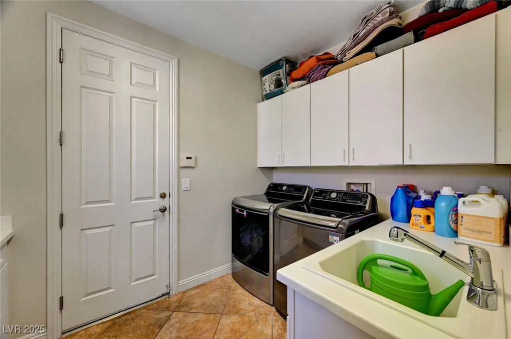 8564 Mayport, Las Vegas, NV 89131