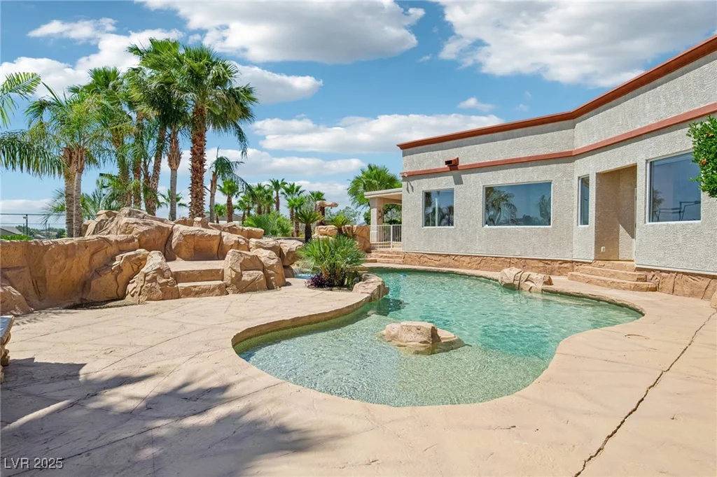 9111 Stephen, Las Vegas, NV 89149