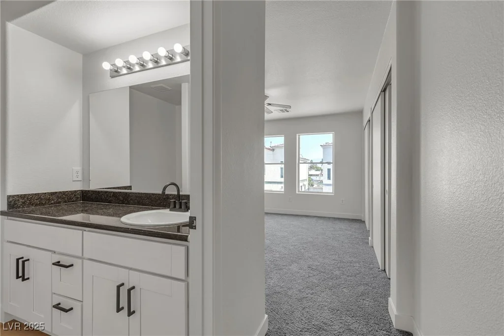 6117 Daisy Lee, Las Vegas, NV 89108