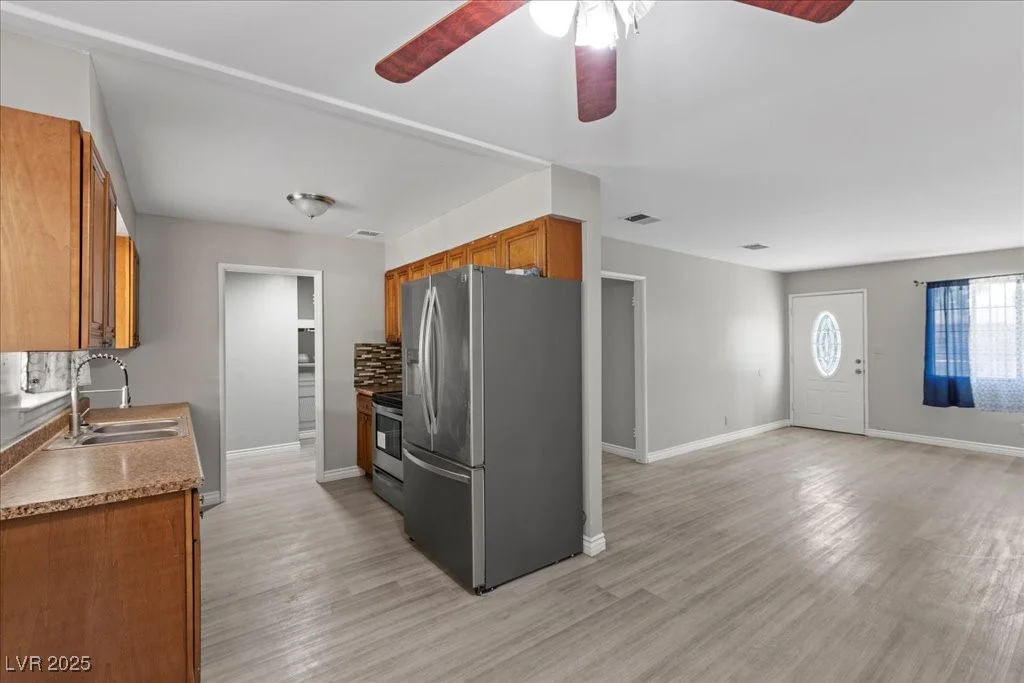 808 Reynolds, North Las Vegas, NV 89030