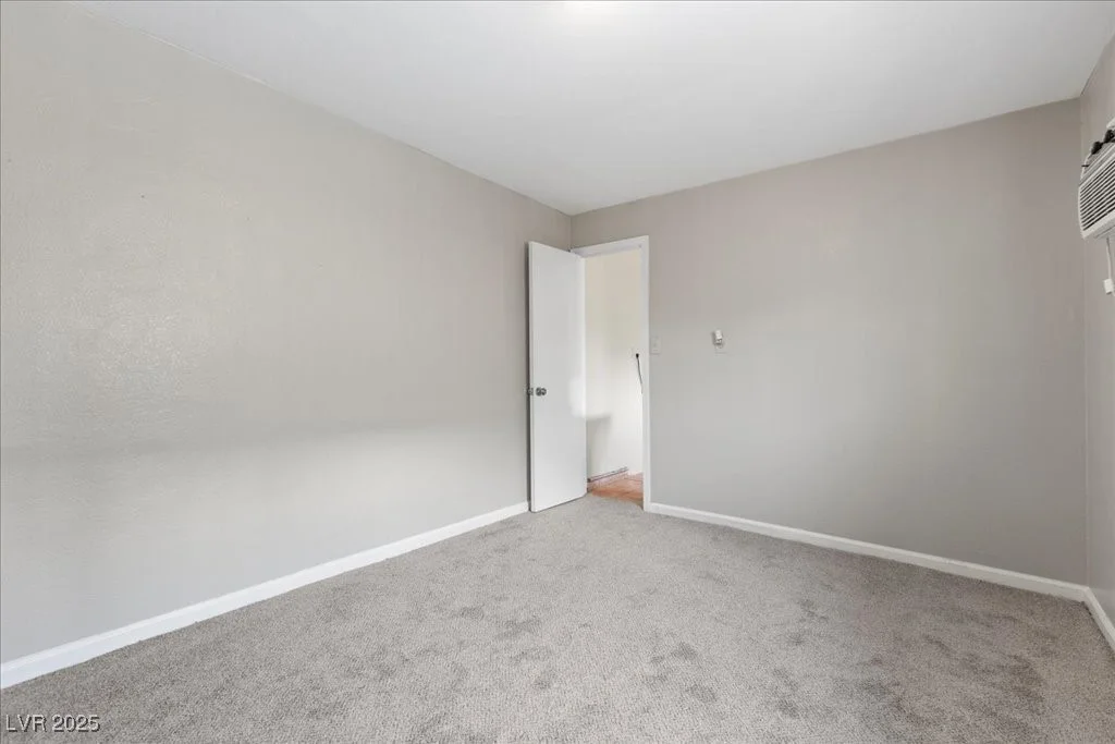 808 Reynolds, North Las Vegas, NV 89030