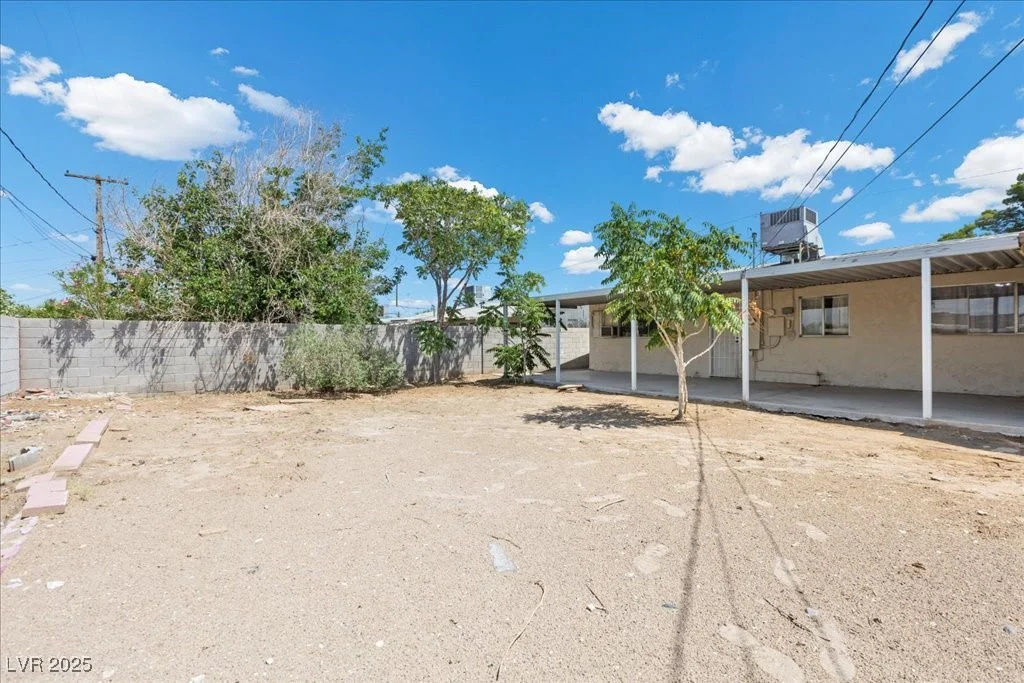 808 Reynolds, North Las Vegas, NV 89030