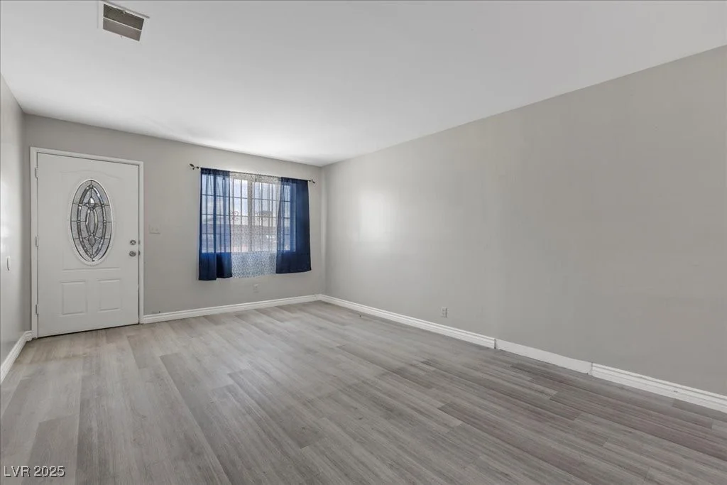 808 Reynolds, North Las Vegas, NV 89030