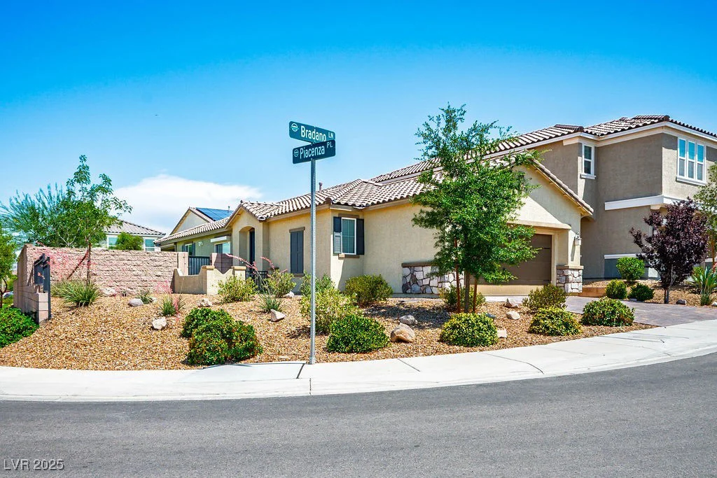 3484 Bradano, Henderson, NV 89044