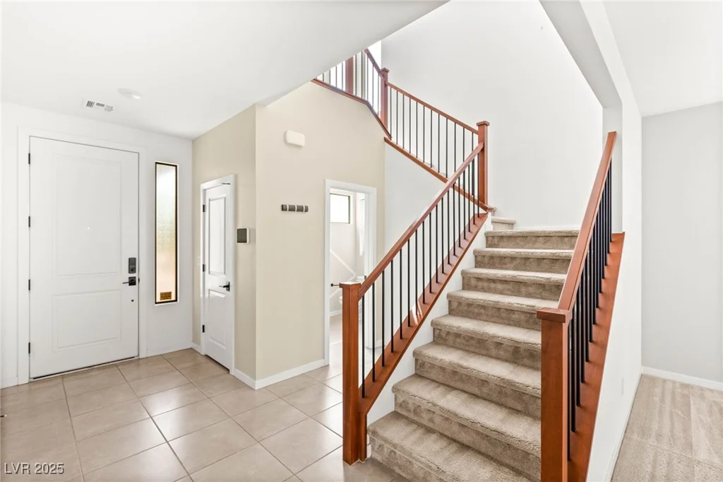 6901 Whisper Canyon, North Las Vegas, NV 89084