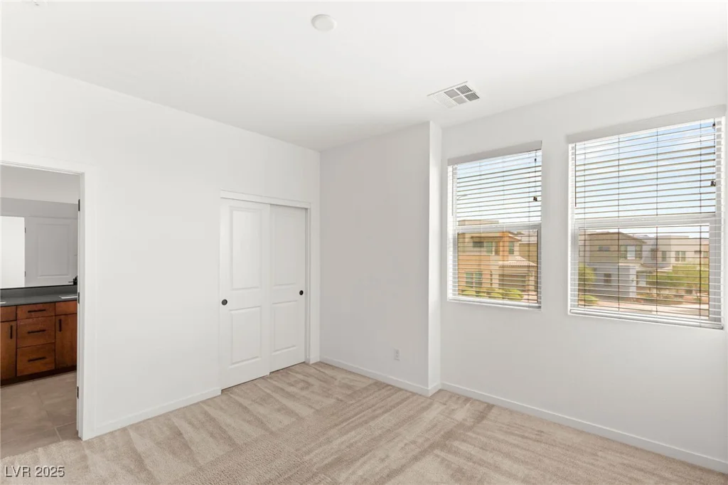 6901 Whisper Canyon, North Las Vegas, NV 89084