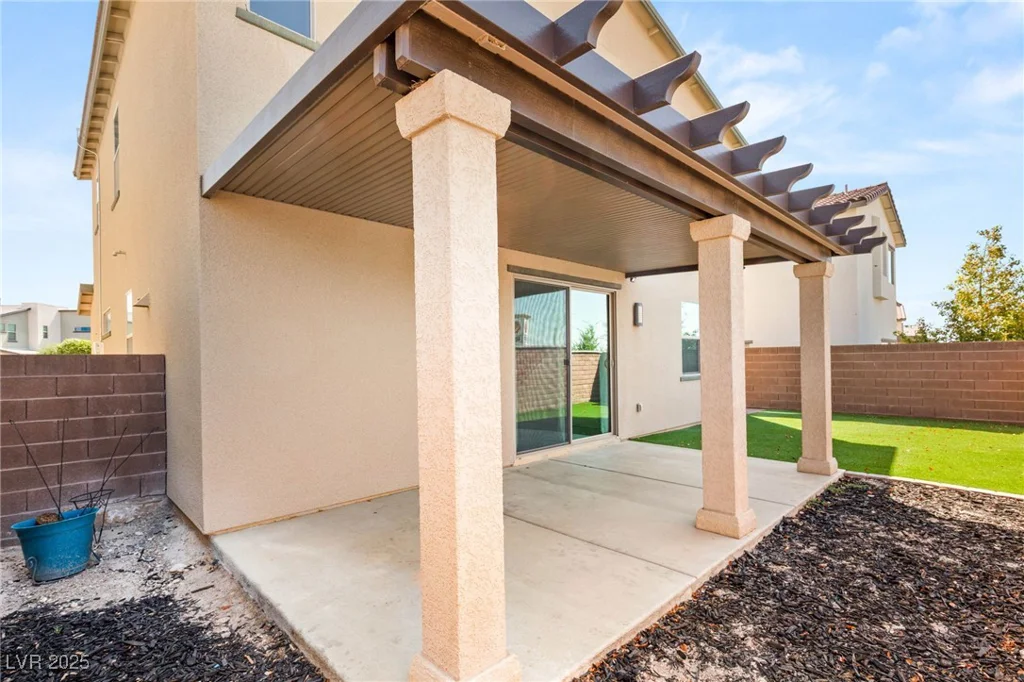 6901 Whisper Canyon, North Las Vegas, NV 89084