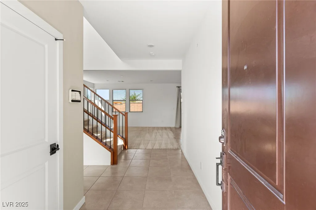 6901 Whisper Canyon, North Las Vegas, NV 89084