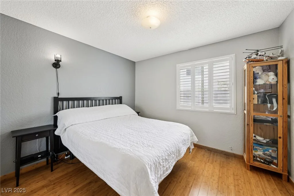 3201 Beacon Shores, Las Vegas, NV 89117